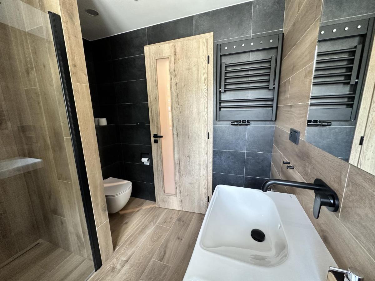 Apartmany Barth Holiday - Rezidence Maj بيتس بود سنيزكو المظهر الخارجي الصورة