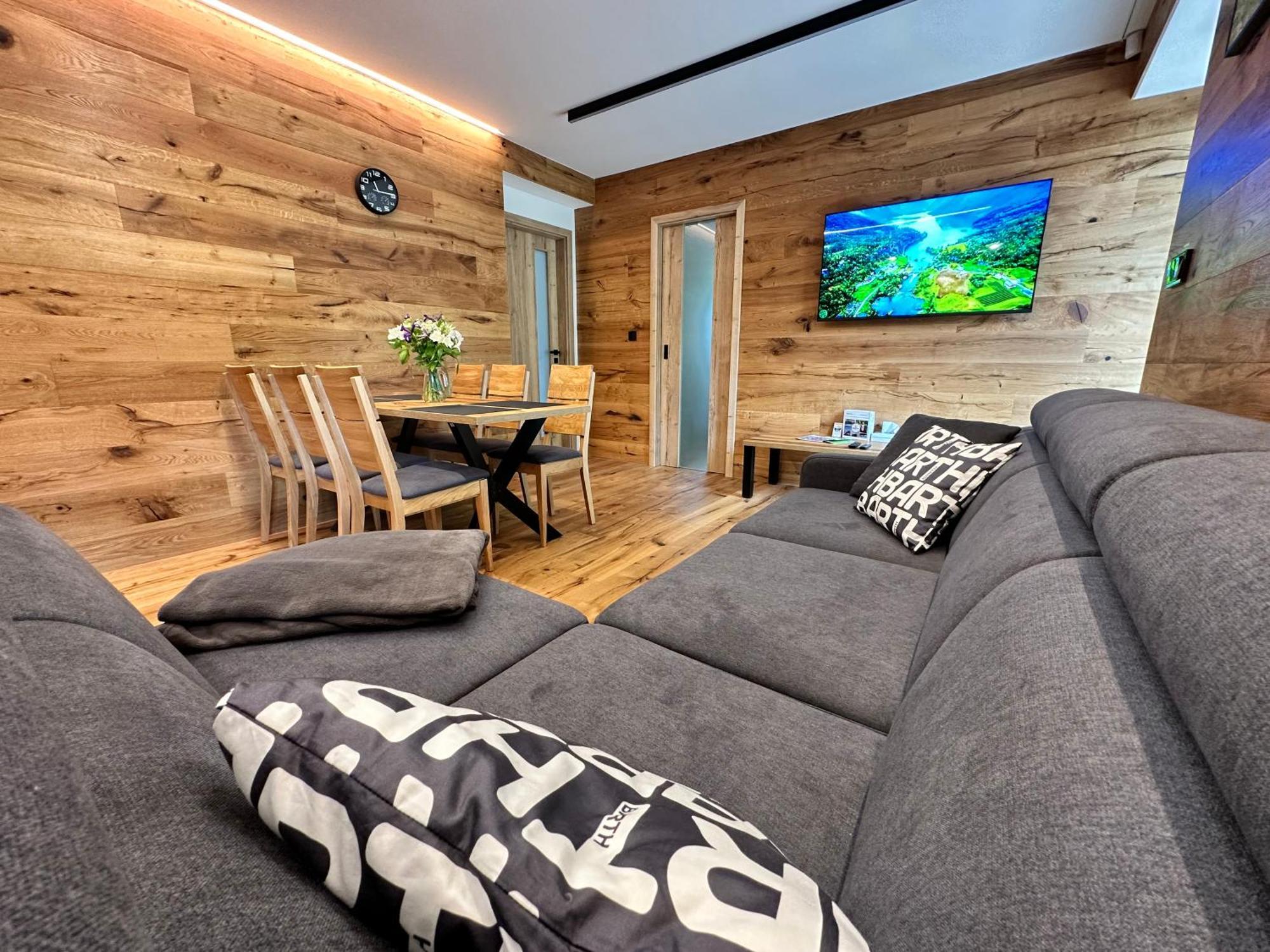 Apartmany Barth Holiday - Rezidence Maj بيتس بود سنيزكو المظهر الخارجي الصورة